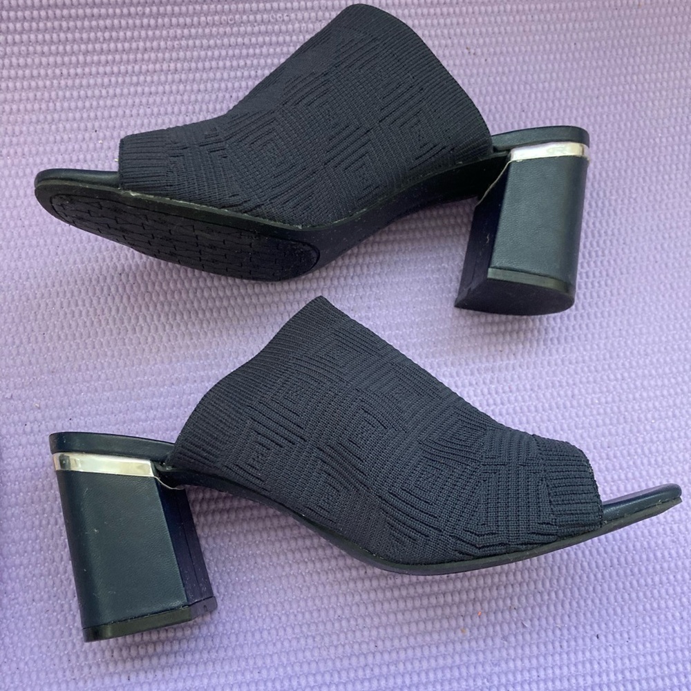 Adrienne Vittadini Women’s Size 8.5 m. “NAVY BLUE “Stretch Knit Open Toe Sandal - Picture 4 of 8